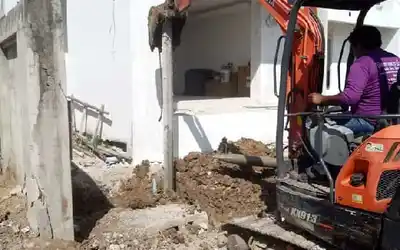 เช่ารถแม็คโคร PC60